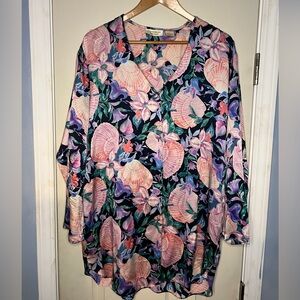 Victorias Secret Vintage Floral ShellsNight Shirt Size M 100% Silk Gold Label